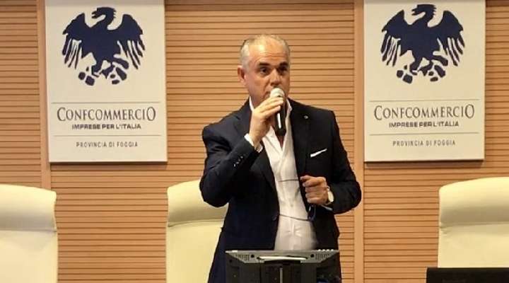 Damiano Gelsomino e Biagio Di Iasio rispondo a don Aniello Manganiello