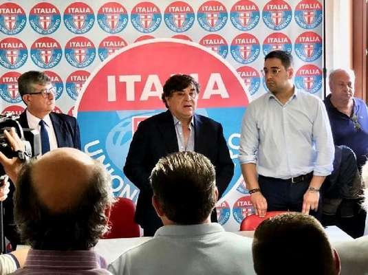 Inchiesta sui Cera, emergono nuovi dettagli: "Emiliano ci ha detto preparate dieci nominativi"