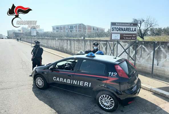 Stornarella, non si ferma all'alt e innesca pericoloso inseguimento. Arrestato dai carabinieri