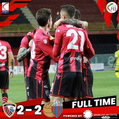 Il Foggia pareggia con il Catania per 2-2 e termina il campionato in nona posizione