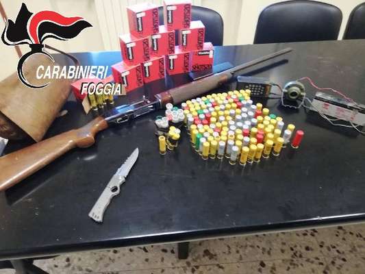 Deteneva un fucile rubato e utilizzato per caccia di frodo. Arrestato 49enne sanseverese