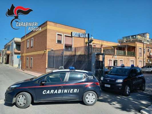 Rapinarono una tabaccheria a colpi di pistola, arrestato 21enne di Orta Nova