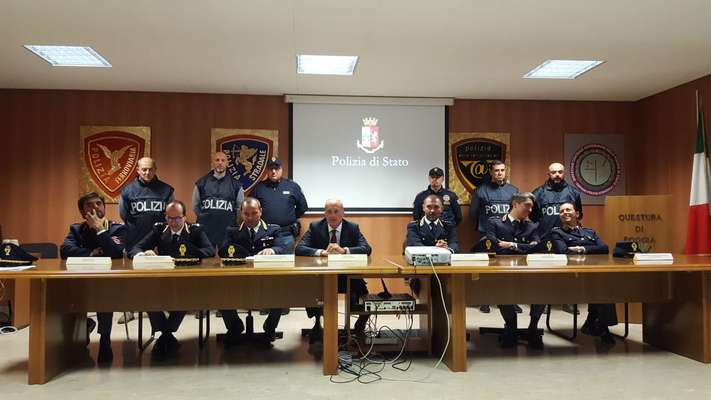 VIDEO | Fiumi di droga a Manfredonia, disarticolata la consorteria criminale dei Montanari. Otto arresti eseguiti nel centro sipontino