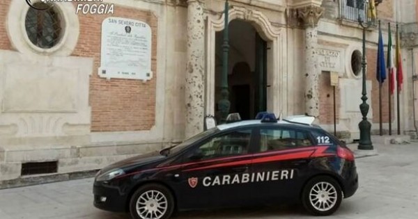 Spaccio ed evasione, arrestate due persone a San Severo