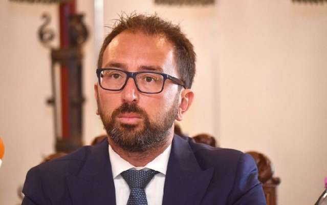 Link Foggia scrive al Ministro Bonafede: "Necessario regolarizzare la figura del praticante forense"