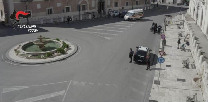 Evaso dai domiciliari e beccato in giro senza giustificato motivo, riarrestato dai carabinieri