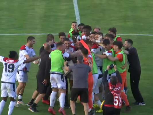 Foggia, è tutto vero. Il sogno si allunga, ora sotto con il Bari. Al San Nicola in campo il 19 maggio