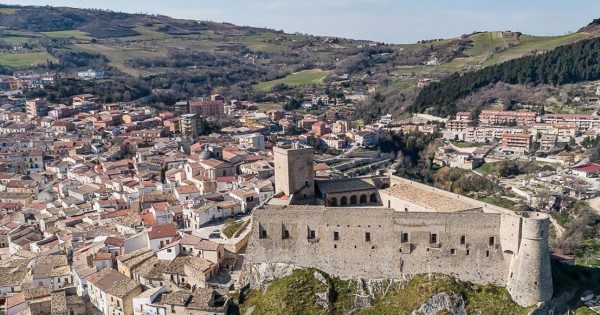 Ex discarica comunale di Deliceto, gara da 7,9 milioni per messa in sicurezza e bonifica. I dubbi delle imprese