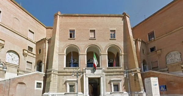 Dimissioni al Comune: maggioranza contro minoranza: Il moralismo a corrente alternata è tipico del PD foggiano