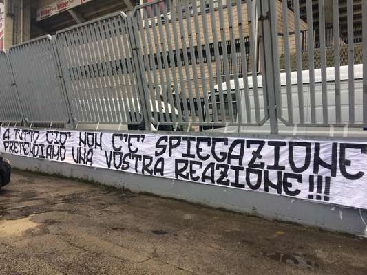 Foggia Calcio, i tifosi in vista della sfida con la Cremonese: "Ora pretendiamo una vostra reazione"