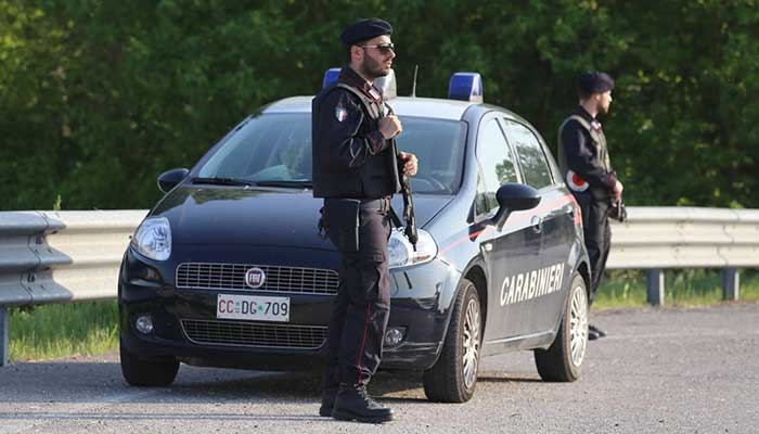 Maxi servizio di controllo del territorio: arresti, denunce, recupero di auto rubate, ordigni rudimentali e munizioni