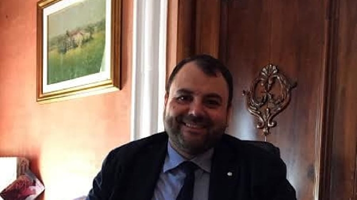 Troia, via la plastica, a scuola l'acqua si porta nelle borracce