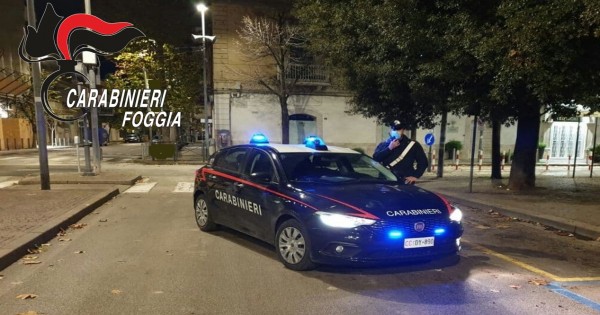Cerignola, due minorenni ignorano l'alt e innescano un pericoloso inseguimento