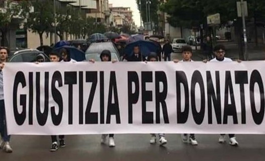 L'addio a Donato Monopoli, il Vescovo Renna a familiari e amici: "Fate bene a chiedere giustizia"