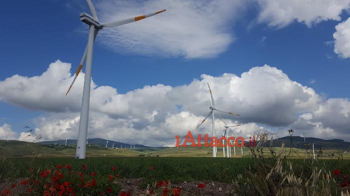 Stop all'eolico selvaggio in Capitanata. In Regione bocciati altri 4 progetti