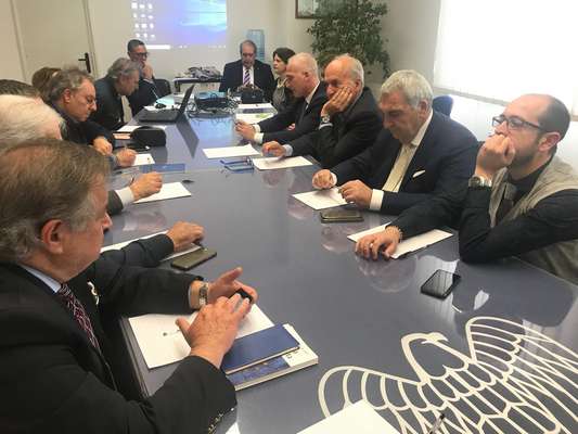 Incontro con i vertici di Confindustria, Cavaliere: "Resettare tutto e garantire regole certe"