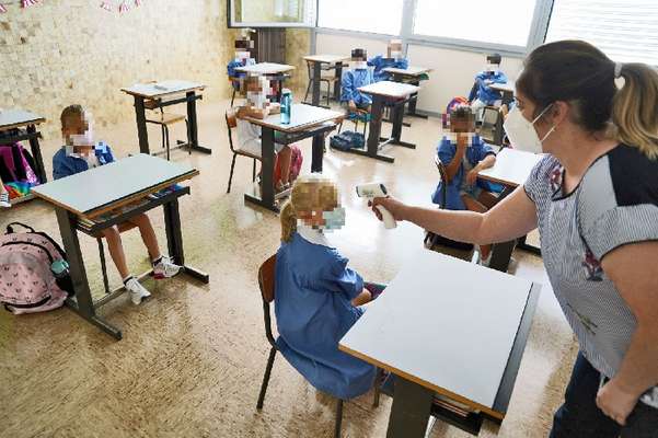 Caos scuole, non cambia nulla dopo il pronunciamento del Tar. Emiliano: "Sono molto soddisfatto"