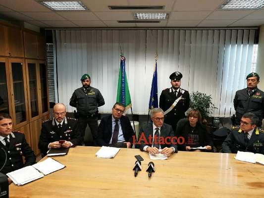 Operazione Hydra, truffa ai danni dell'Inps ed evasione. 5 arresti, ecco i nomi