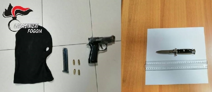 Cerignola, soggetti beccati armati in giro per la città : un arresto e una denuncia