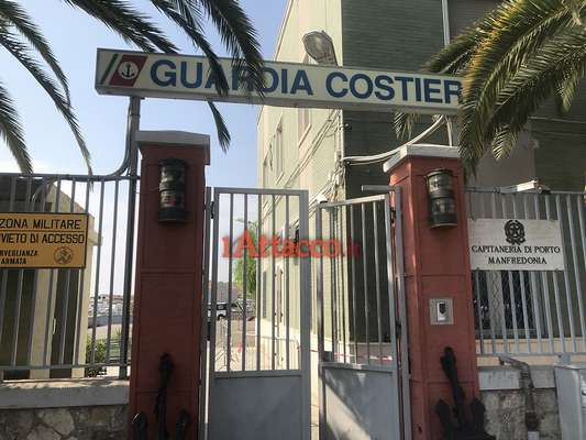 La Capitaneria di Porto non poteva svolgere ruoli di polizia giudiziaria. Sentenza di non luogo a procedere  e assoluzione per 22 persone