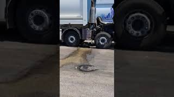 VIDEO I La segnalazione: "L'azienda di raccolta rifiuti urbani del comune di San Severo sta gravemente inquinando la zona Asi"