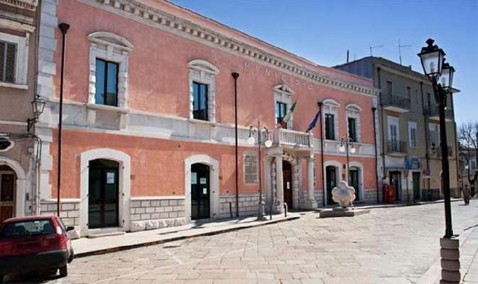 Il sindaco di Apricena a colloquio con il prefetto; rogo Bio Orto e diffusa illegalità  nei campi, i temi trattati