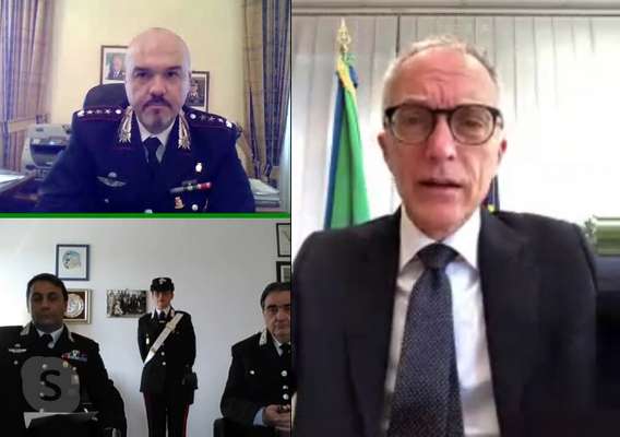 Operazione "terminal", una fermata autobus trasformata in mercato della droga