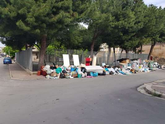 Raccolta differenziata a Cerignola tra disguidi, 'criminali della monnezza' e buone pratiche