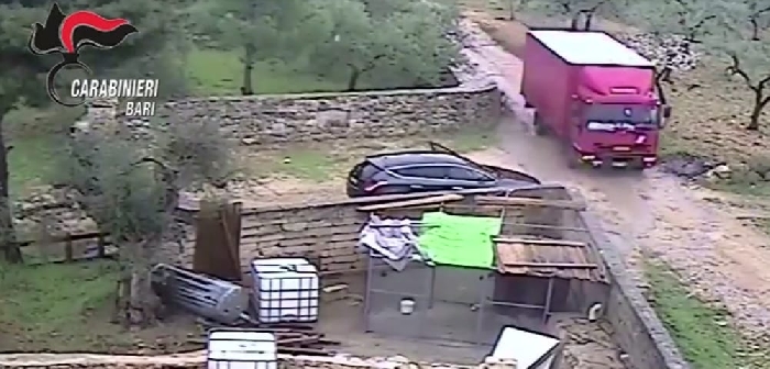 Sgominato gruppo criminale dedito alle rapine e agli assalti ai Tir, in manette un uomo di Orta Nova