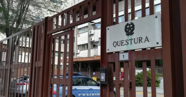 Foggia, fermato mentre era intento a rubare un'auto: in manette 37enne del posto