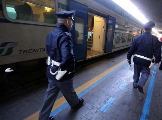 Viaggiava con mezzo chilo di droga sul treno, arrestato un uomo della provincia di Foggia