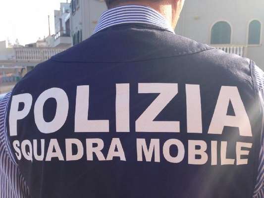 Tragedia sfiorata a Foggia, litiga con il vicino per due fioriere e fa fuoco con un fucile