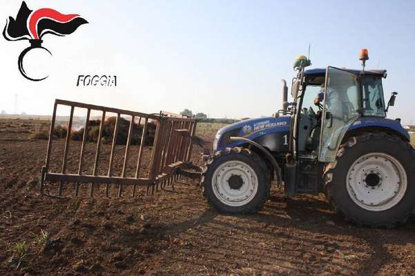 Roghi tossici, colti sul fatto 4 responsabili: davano alle fiamme tubi di plastica