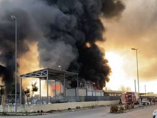 Incendio Buttol, l'Usb E' ora di cambiare, no alle esternalizzazioni del servizio