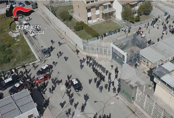 Carcere per 4 evasi dal penitenziario di Foggia. "Pericolosi e incapaci di autocontrollo"