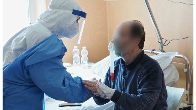 Covid-19, Mazzotta a Lopalco: Bisogna trovare un modo per consentire le visite ai familiari dei pazienti
