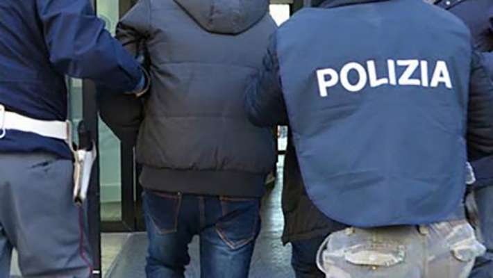 Cerignola, Polizia di Stato esegue 4 arresti. Dalla tentata rapina aggravata alla detenzione per spaccio di stupefacenti