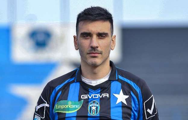Calcio Foggia 1920, bloccato il difensore Giordano Maccarone: è lui il terzo acquisto