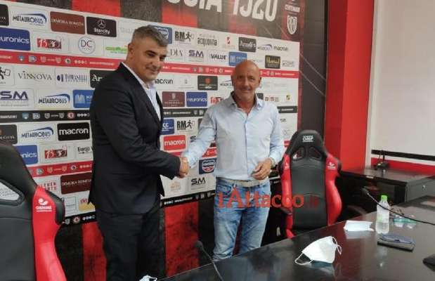 VIDEO | Foggia Calcio, le prime parole di mr Maiuri: "La società  mi ha chiesto di mantenere la categoria"