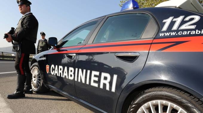 Misure cautelari per ricettatori di auto rubate, fermati due pregiudicati cerignolani