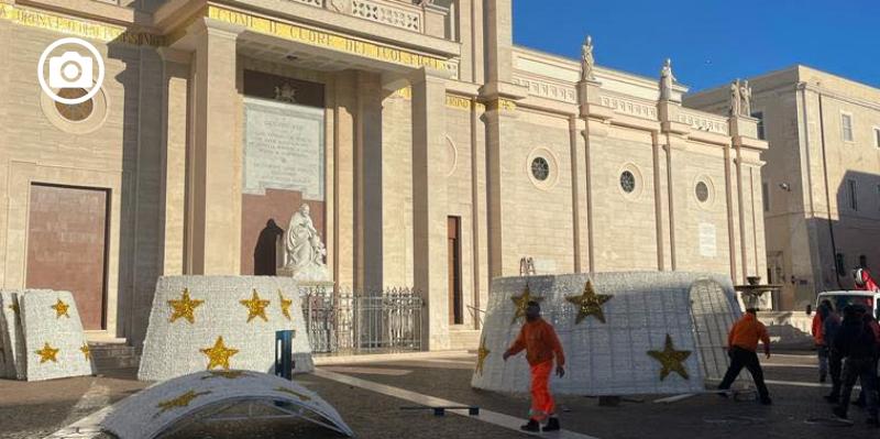 Natale si avvicina, a Manfredonia i primi addobbi in vista delle festività