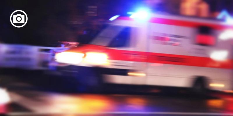Due auto si scontrano frontalmente all’ingresso di Foggia. Due feriti, uno grave