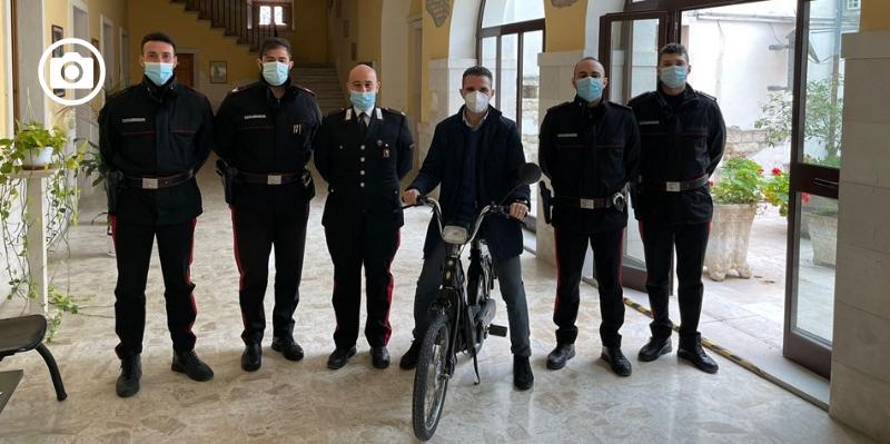 Carlantino, carabinieri ritrovano "Ciao" rubato nel 1998 a Salerno e lo restituiscono al proprietario