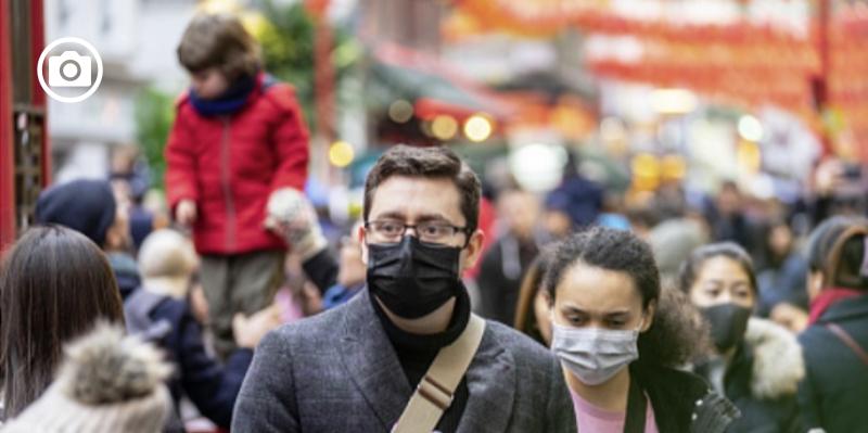 La variante Omicron prende piede, ipotesi riduzione durata del Green pass