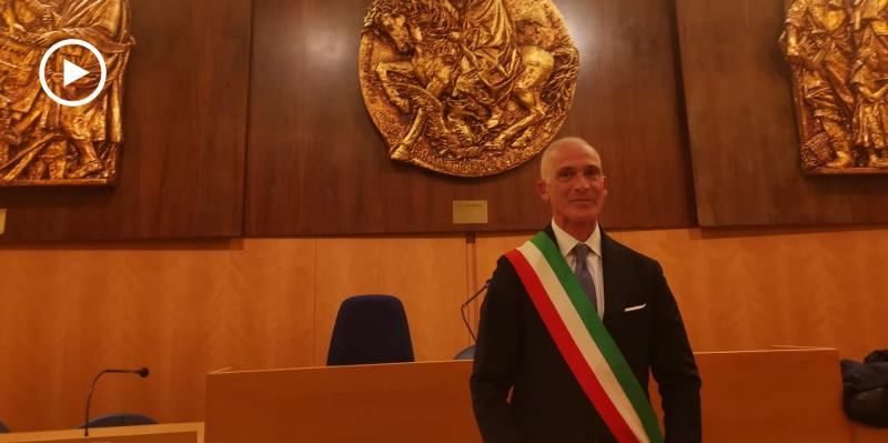 Gianni Rotice si è insediato. Cerimonia al Comune di Manfredonia