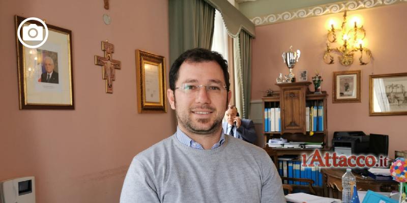 Il virus corre tra i banchi e tra under 20. Linea dura dei Sindaci per controllare la diffusione