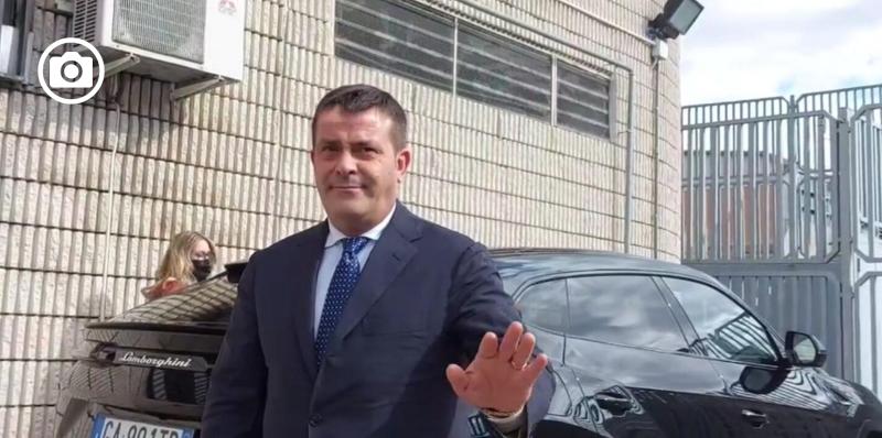 Il patron rossonero, che punta dichiaratamente alla scalata alla B, mira anche a consolidare la struttura societaria con ingressi mirati: un tris di nomi dietro la porta