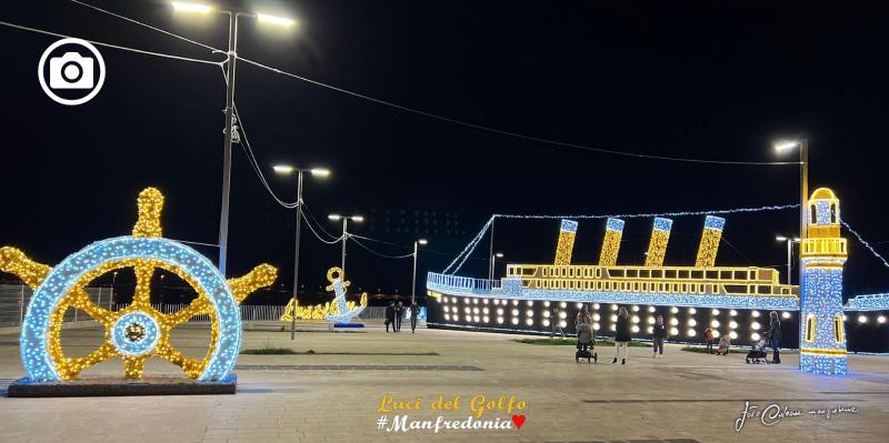 Via il Titanic con tutte le luminarie. Io Sono Partita IVA: “Macchina del fango. Luci del Golfo finisce qui”