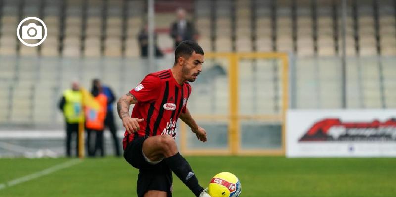 Salta Vono, in arrivo ancora un difensore e un attaccante. Garattoni va o resta?