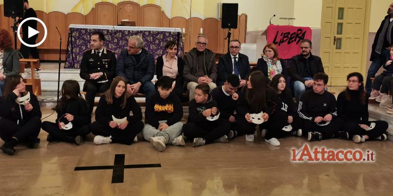 In campo contro le mafie, Forze dell’Ordine e Parrocchia Sacro Cuore insieme nella partita di Libera